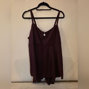 NWOT Torrid Burgundy Sleeveless Einrtadting Bergundy Top with Zipper - 1x